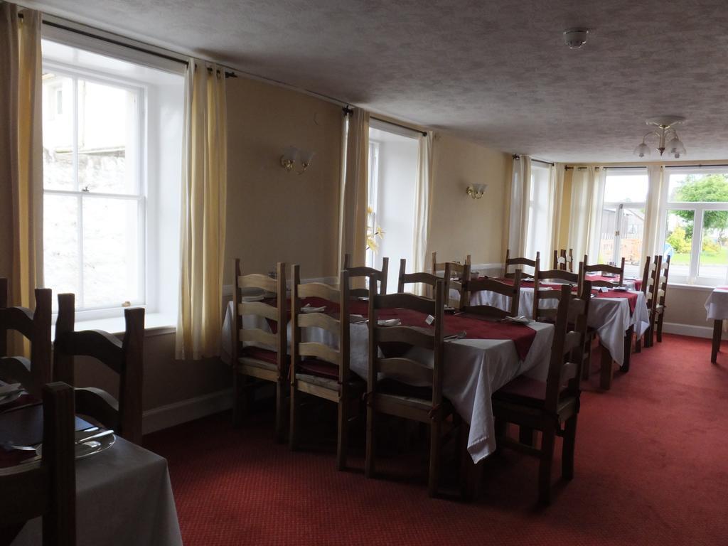 Novar Arms Hotel Evanton エクステリア 写真